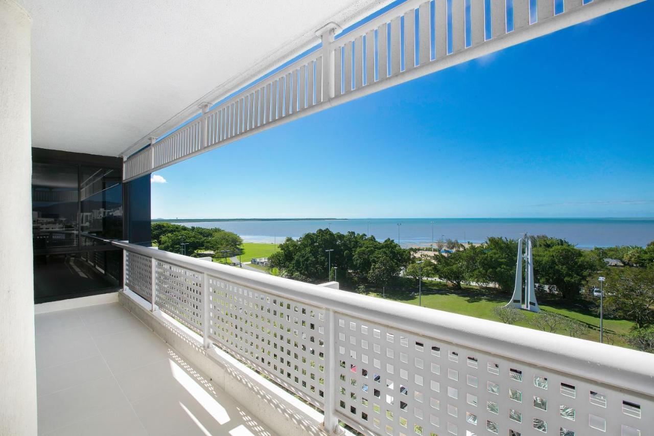 Cairns Luxury Seafront Apartment 외부 사진